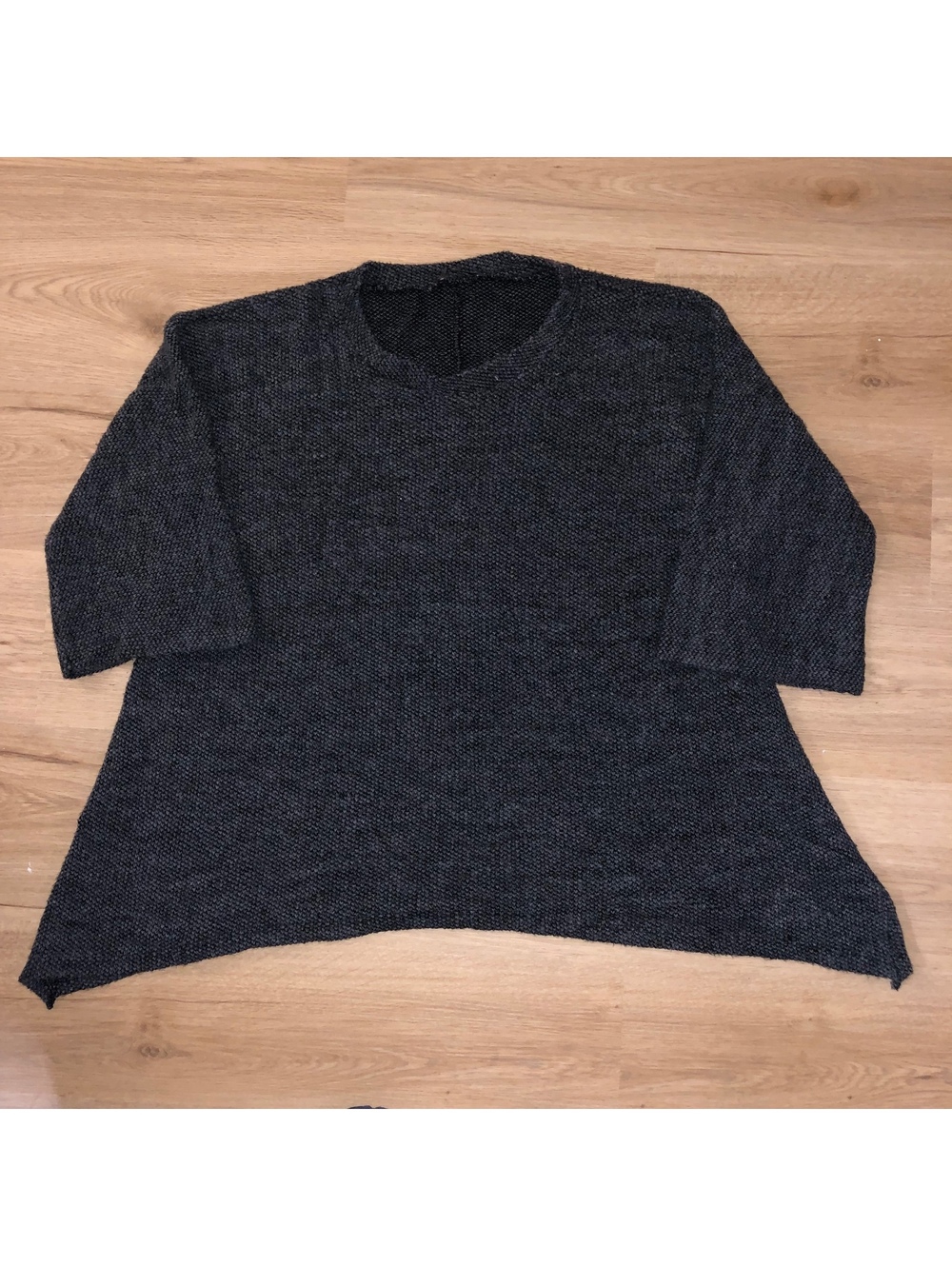 BEYOND CAPRI ITALY SWEATER TUNIC BLOUSE DARK GRAY WOMENS L-3XL ONE SIZE
